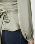 NEO NOIR BLOUSE RISTA HEAVY SATEEN SMOKE GREEN