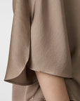 NEO NOIR BLOUSE LIORA HEAVY SATEEN DARK TAUPE