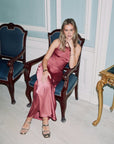 NEO NOIR JURK CELINI HEAVY SATEEN DRESS CHERRY PINK