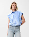 CATWALK JUNKIE BLOUSE SLEEVELESS TUCK IN BRUNNERA BLUE