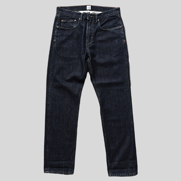 MINUS ONE JEANS REGULAR LEG BLACK ON BLUE