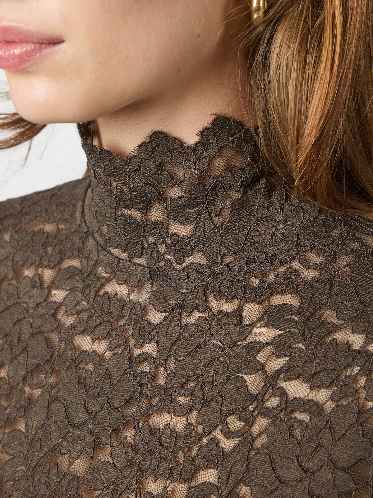 NEO NOIR TOP LIZA LACEFLOWER BLOUSE CHOCOLATE BROWN