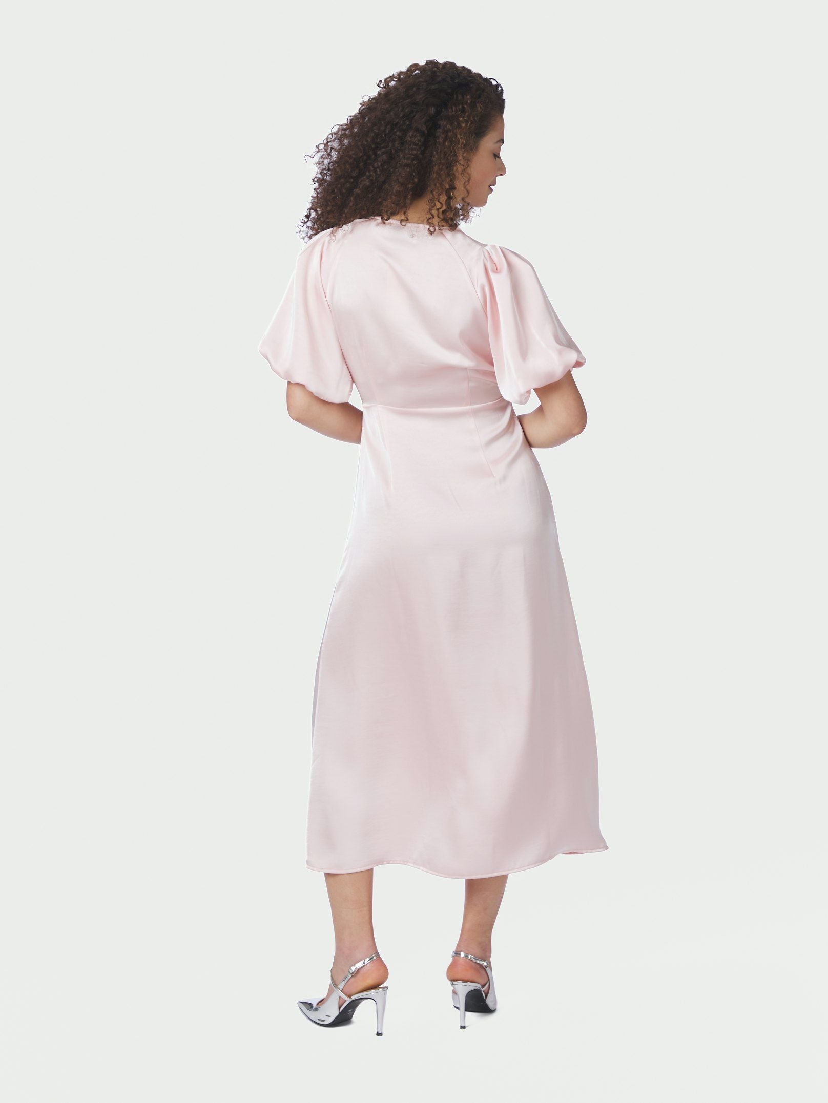 NEO NOIR JURK ILLANA HEAVY SATEEN DRESS LIGHT PINK