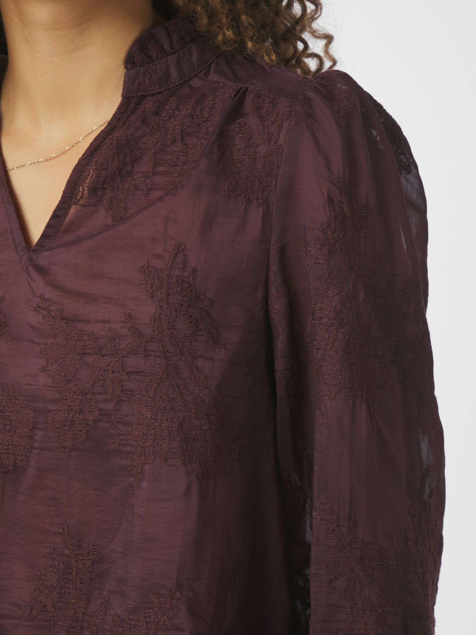 NEO NOIR BLOUSE AMARA BIG EMBROIDERY BURGUNDY