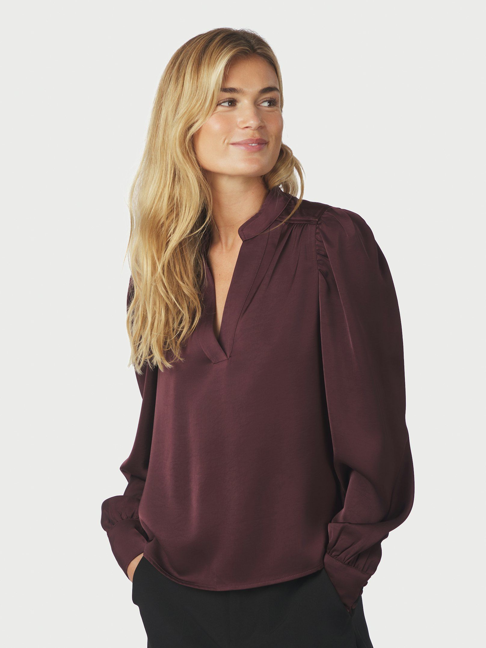NEO NOIR BLOUSE ROSSLYN HEAVY SATEEN TOP BURGUNDY