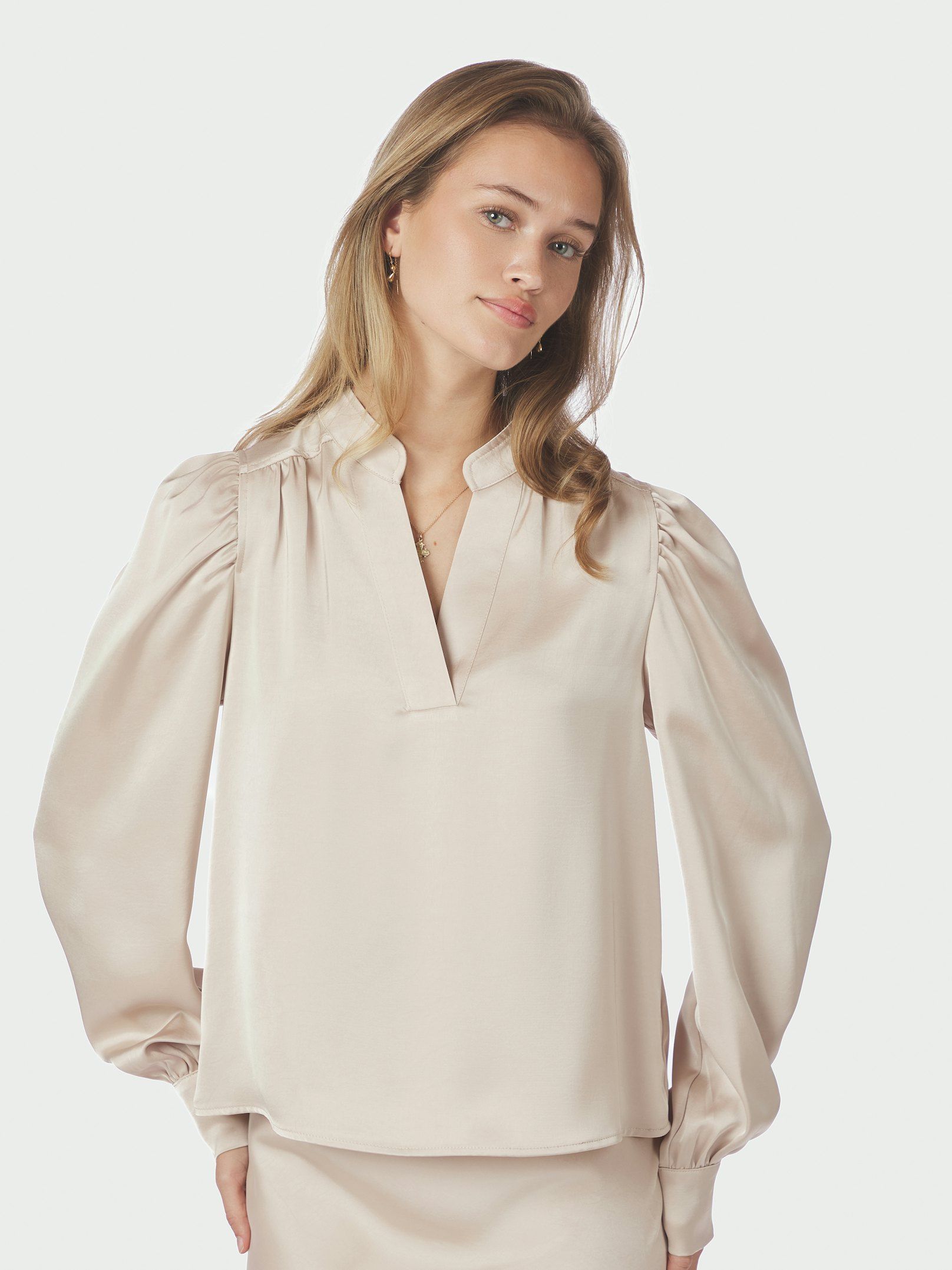 NEO NOIR BLOUSE ROSSLYN HEAVY SATEEN CHAMPAGNE