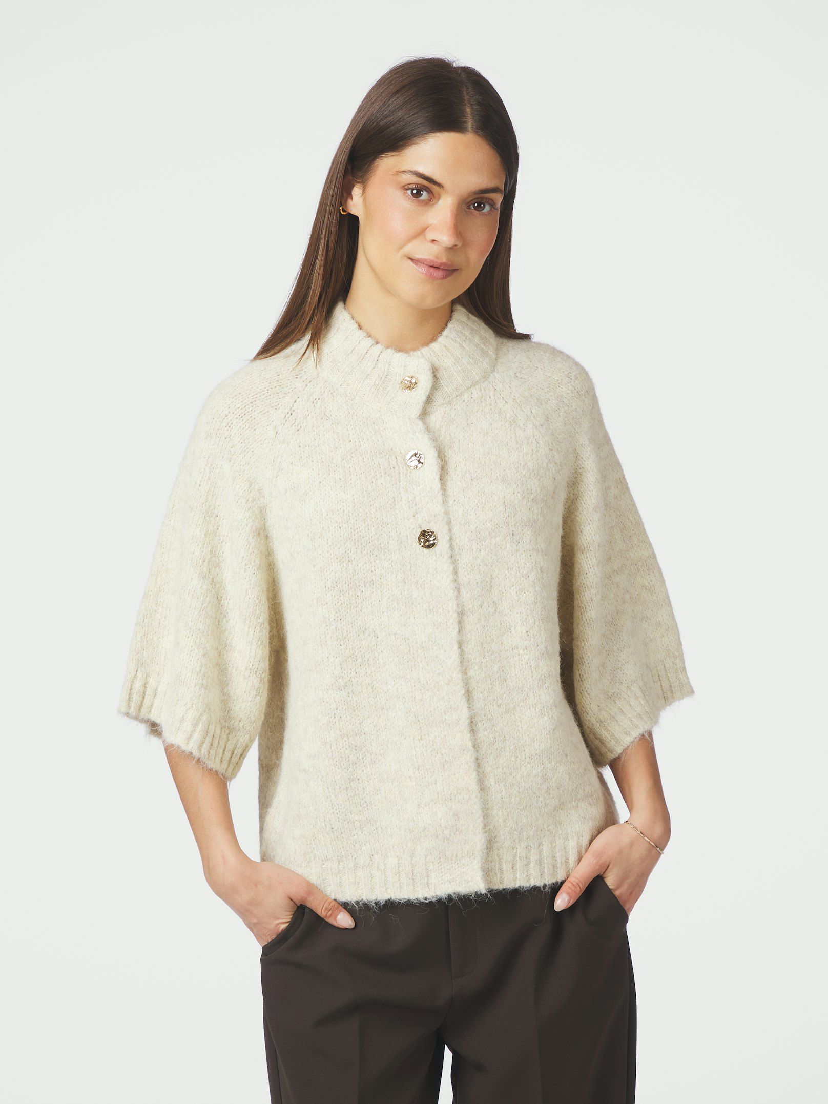 NEO NOIR VEST BENUTA FLUFFY KNIT CARDIGAN IVORY