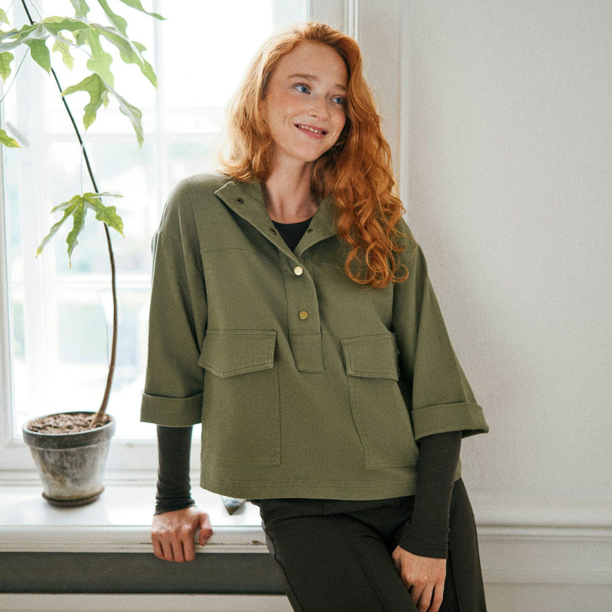 NEO NOIR BLOUSE ELVINA JACKET ARMY