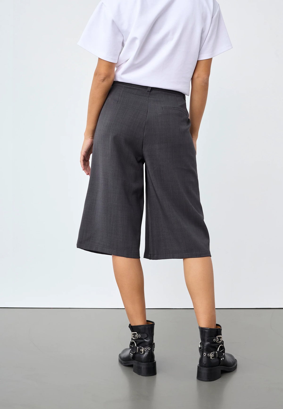 SISTERS POINT JORT GREAT-L.SHO2 DARK GREY MELANGE