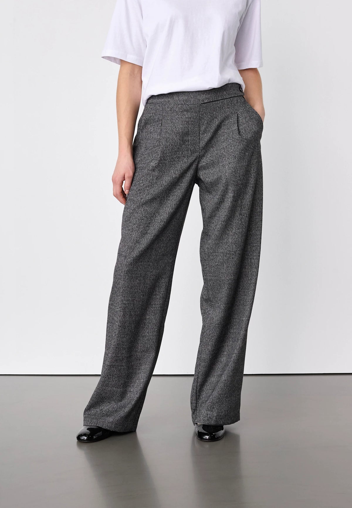 SISTERS POINT PANTS VIKSA-PA2 GREY CHECK