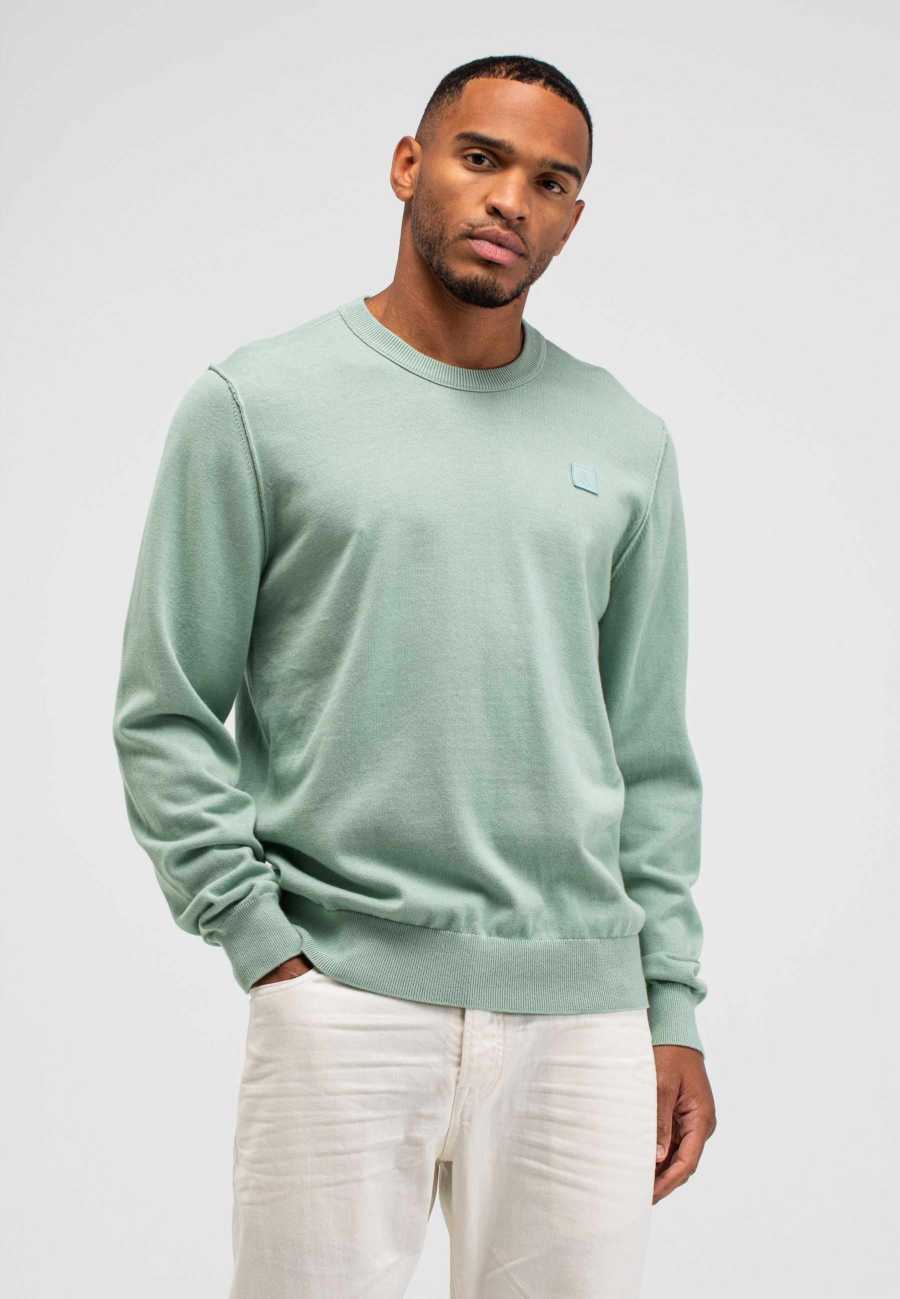 BUTCHER OF BLUE PULLOVER CLIFDEN CO CREW INARI GREEN