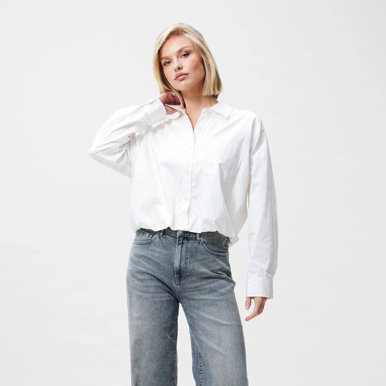 CATWALK JUNKIE BLOUSE TUCK IN EFFECT OFF WHITE