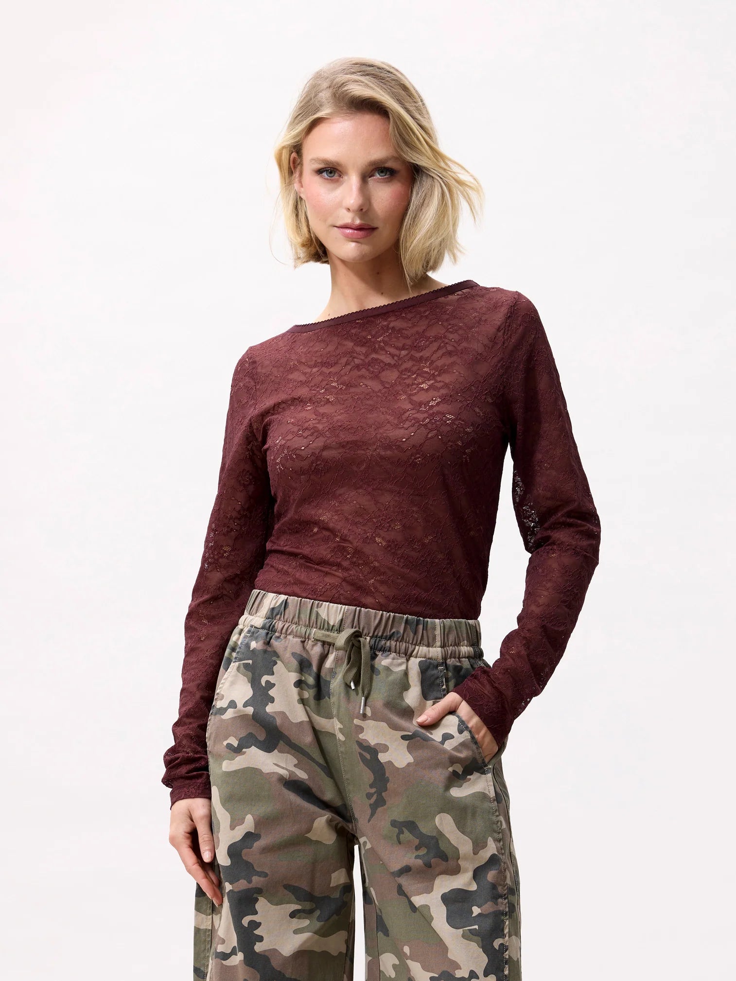 CATWALK JUNKIE TOP LACE LONG SLEEVE MERLOT