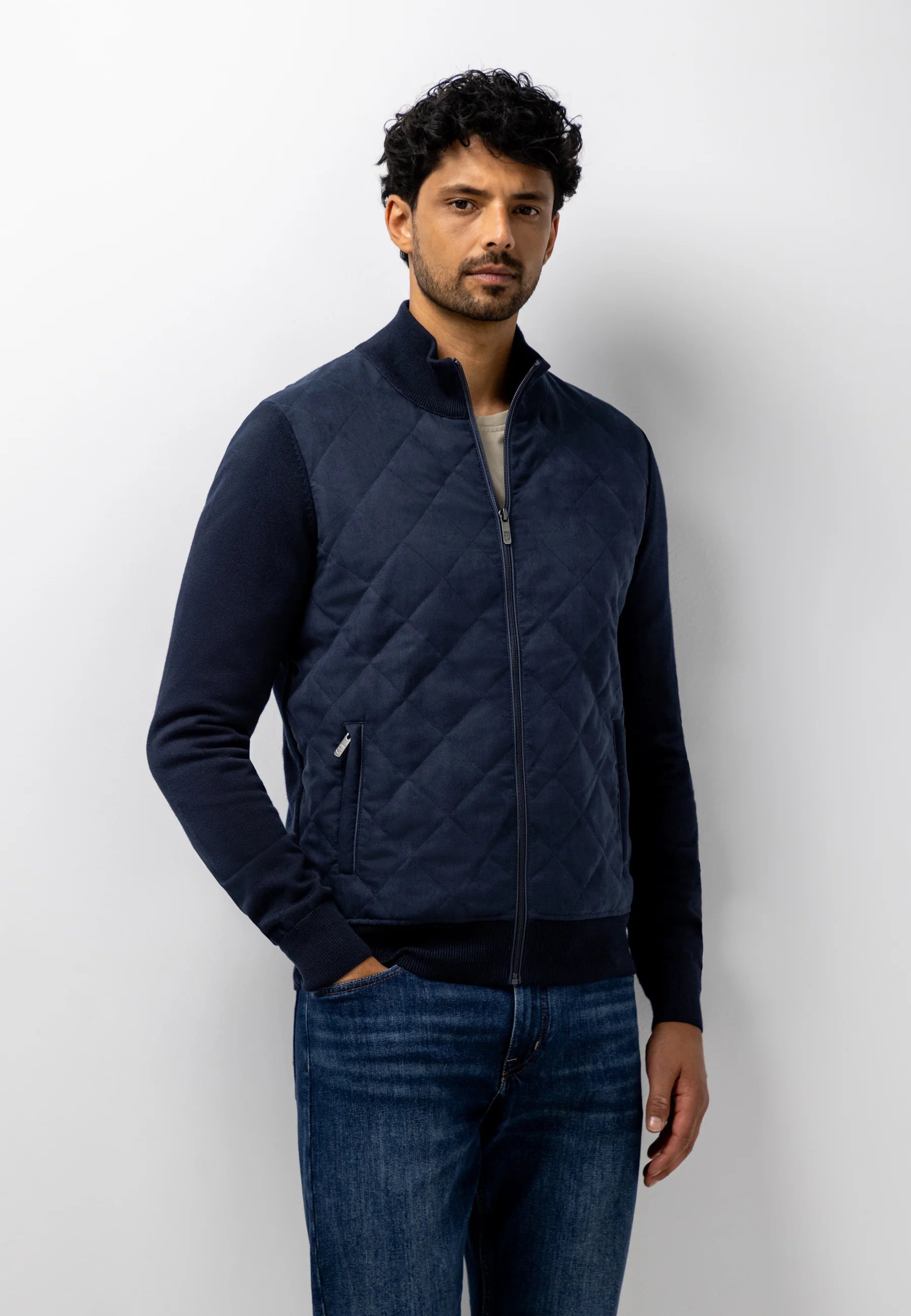 STATE OF ART VEST MET DOORGESTIKTE VOORZIJDE DONKERBLAUW