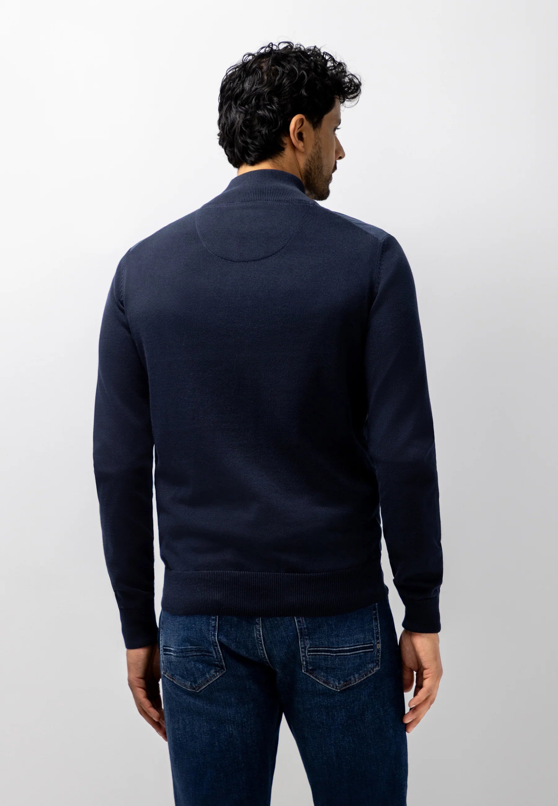 STATE OF ART VEST MET DOORGESTIKTE VOORZIJDE DONKERBLAUW