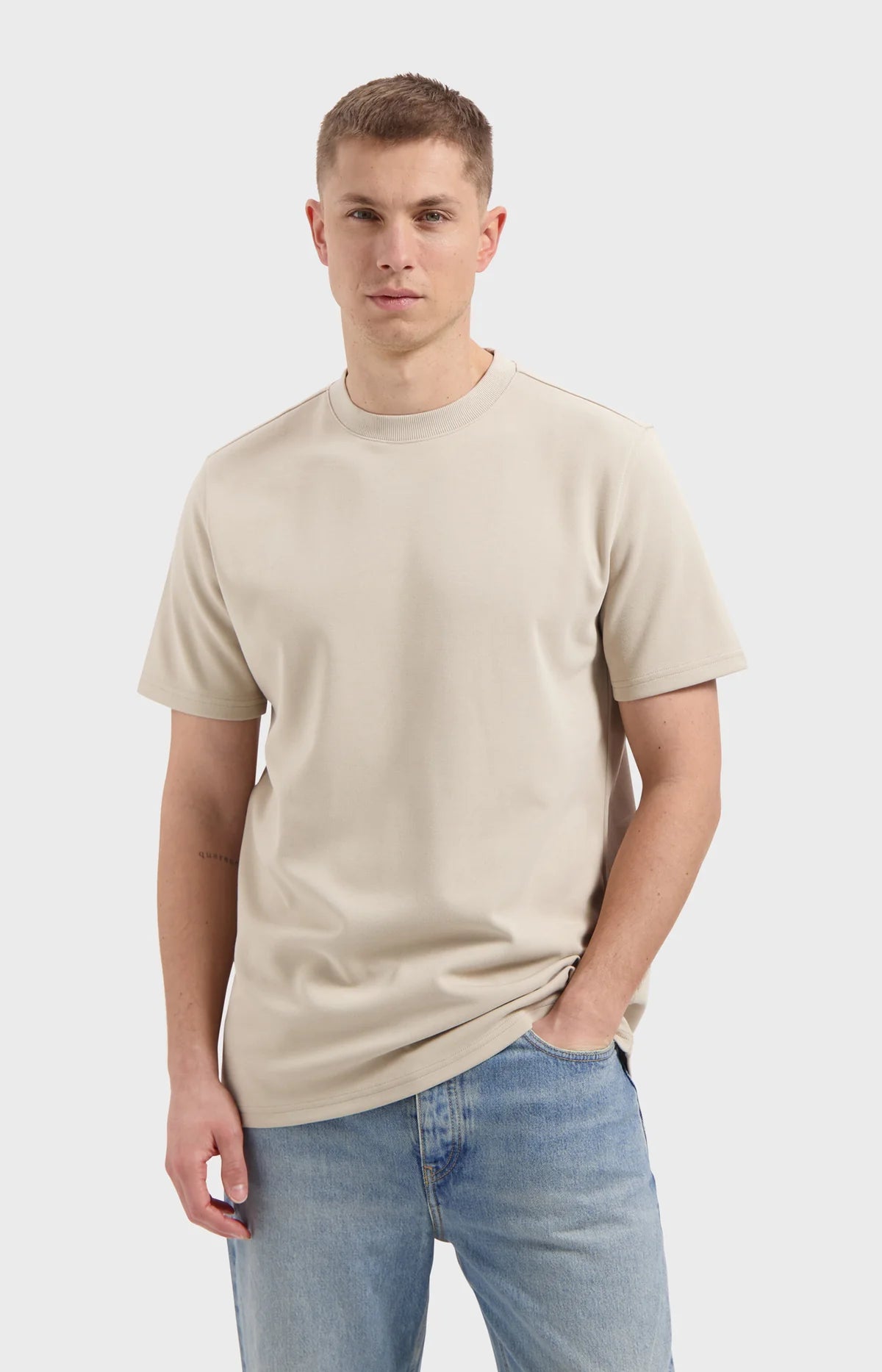 LAW OF THE SEA T-SHIRT OUTCROP BASIC TEE FEATHER GREY