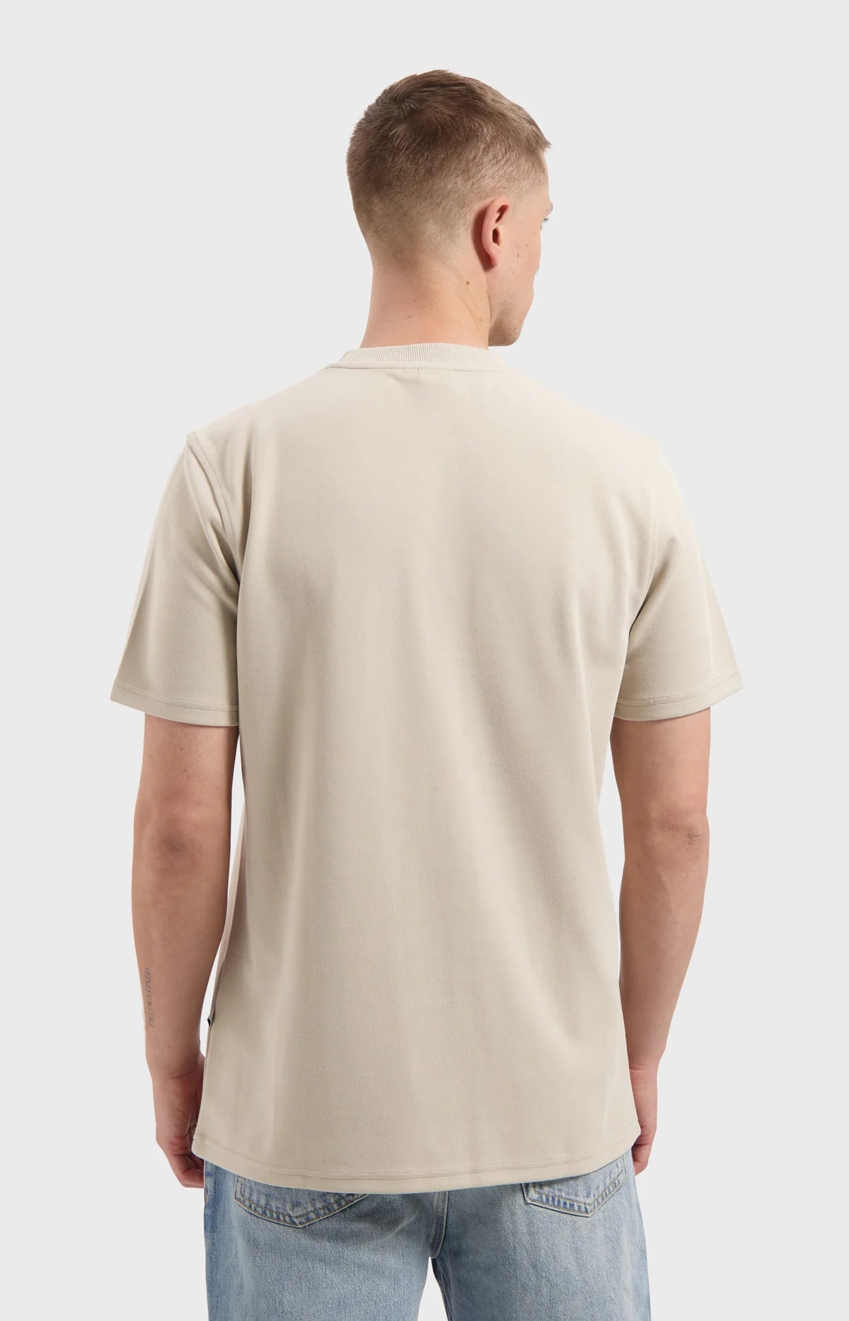 LAW OF THE SEA T-SHIRT OUTCROP BASIC TEE FEATHER GREY