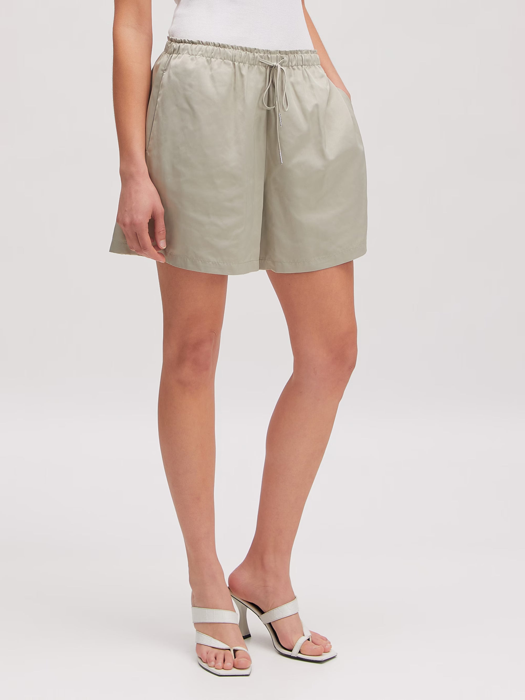 EDITED SHORT YOKO ABBEY STONE