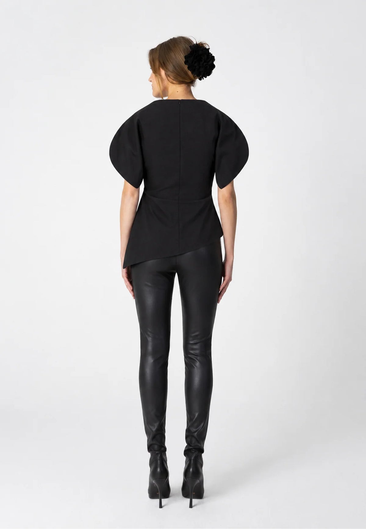 COSTER COPENHAGEN TOP ASYMETRIC WITH VOLUME SLEEVES BLACK