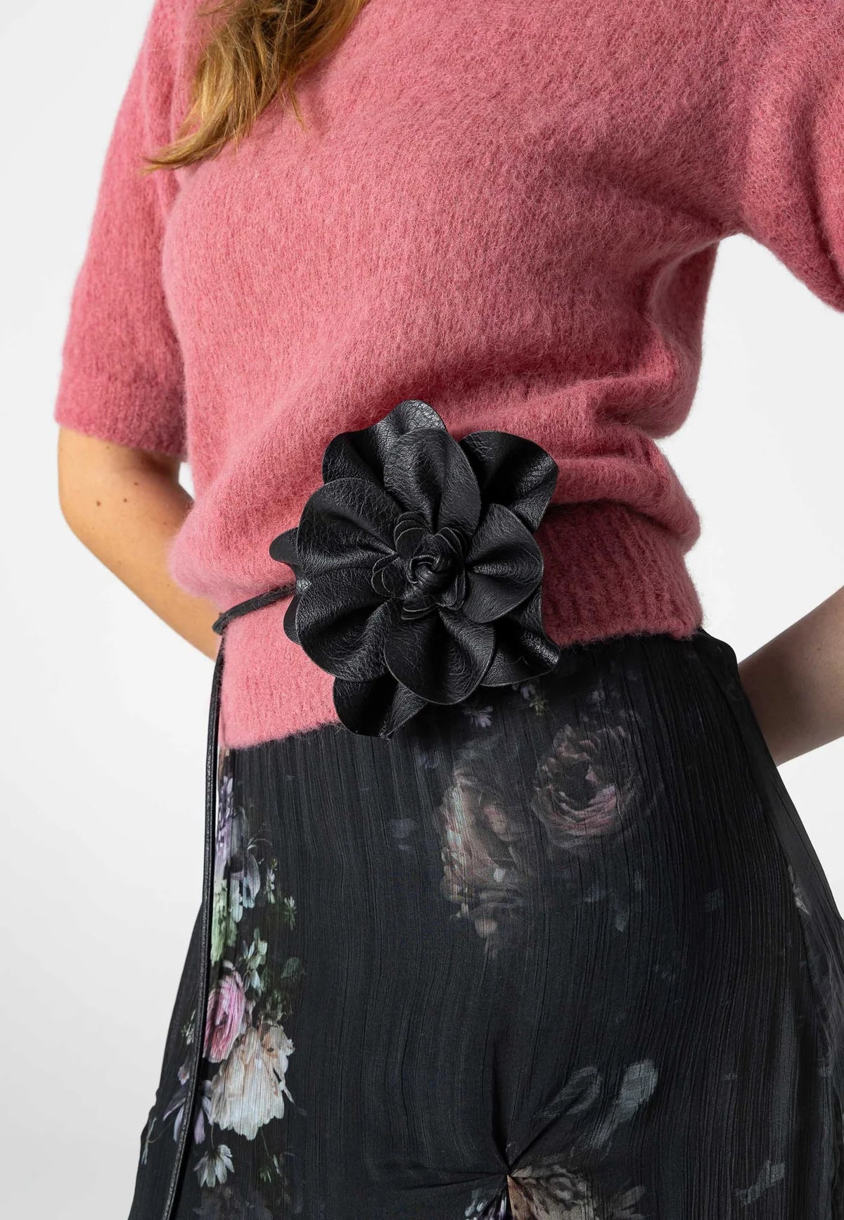 COSTER COPENHAGEN RIEM FLOWER WRAP BELT BLACK