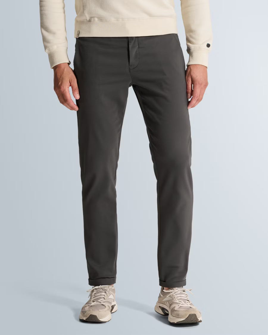 CAST IRON CHINO CYLAS TAPERED FIT MEGDA POWER CLEVER CROWS