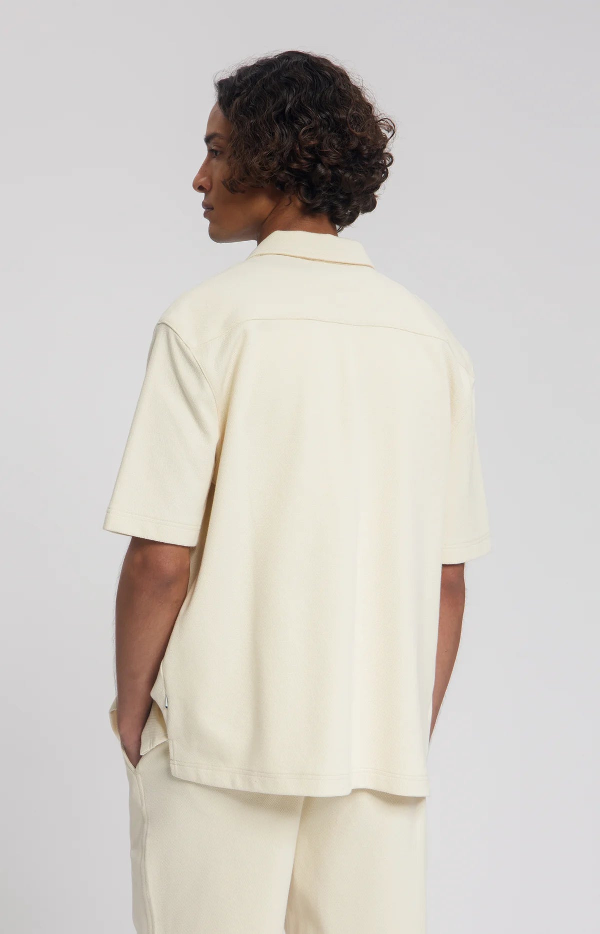 LAW OF THE SEA OVERHEMD BERMUDA STRUCTURED SHIRT ALMOND MILK