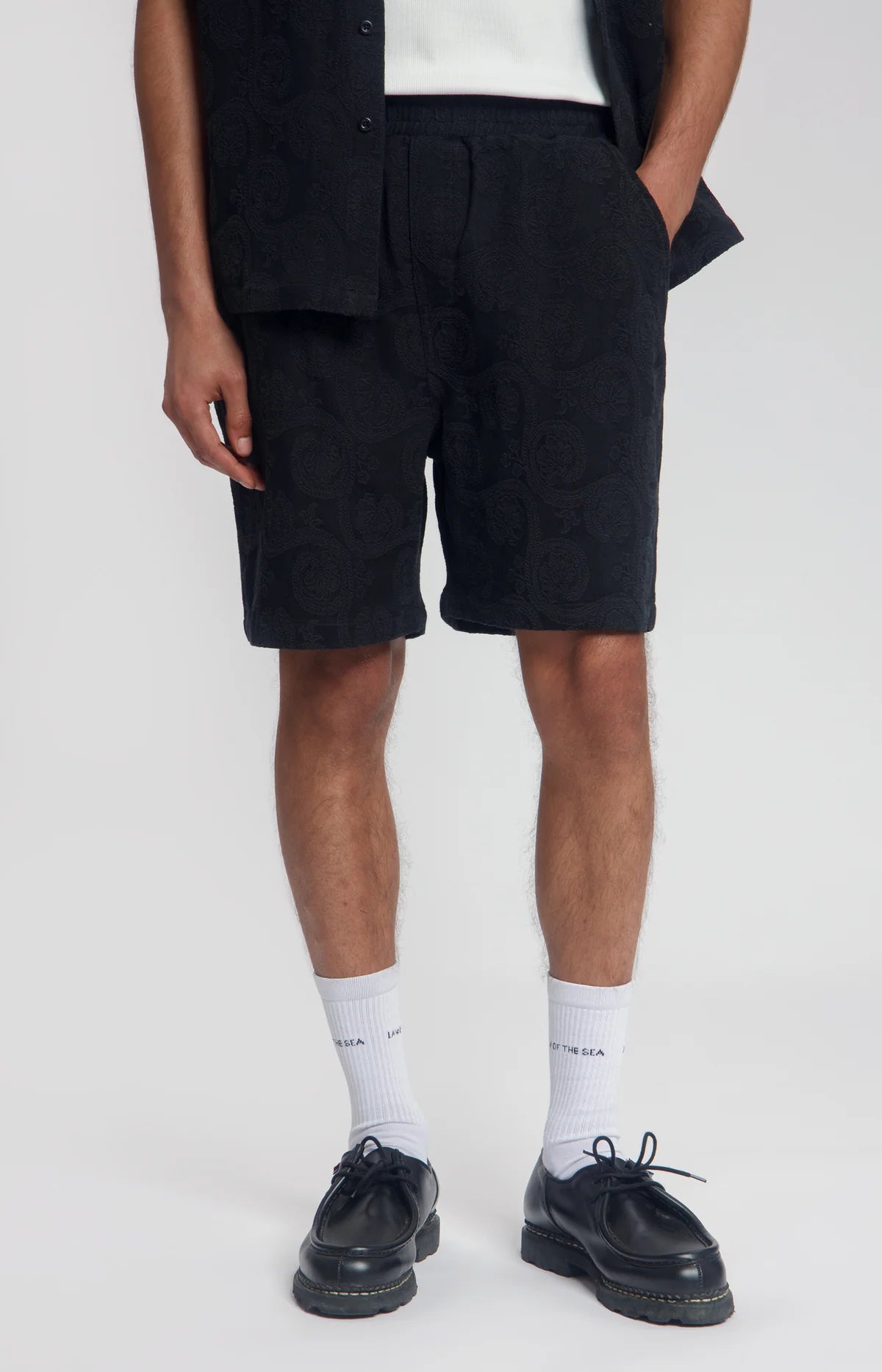 LAW OF THE SEA SHORT BRIS JACQUARD BLACK