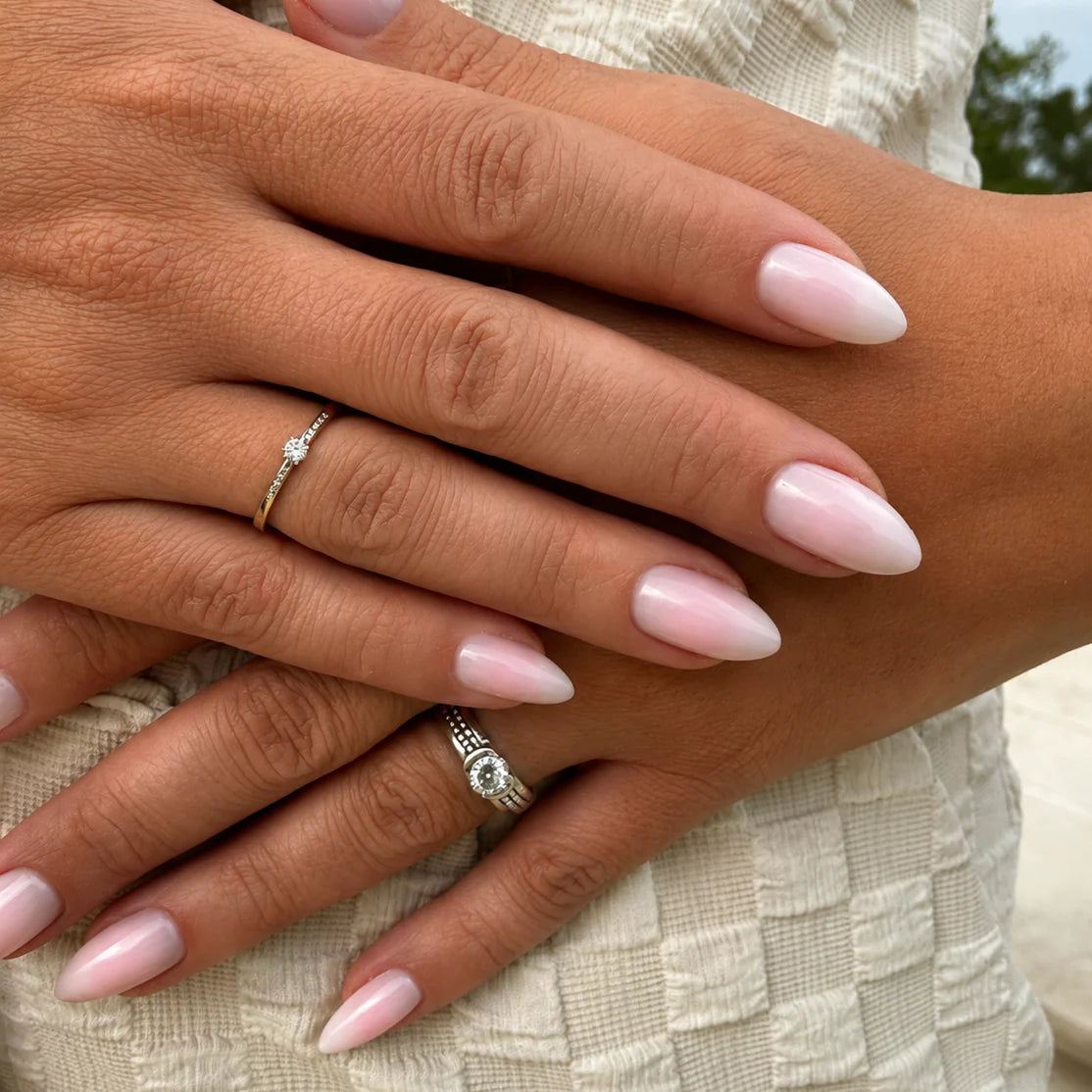 FREAKY NAILS GELNAGELS PRESS-ON CLOUD KISS MILKY WHITE ♥