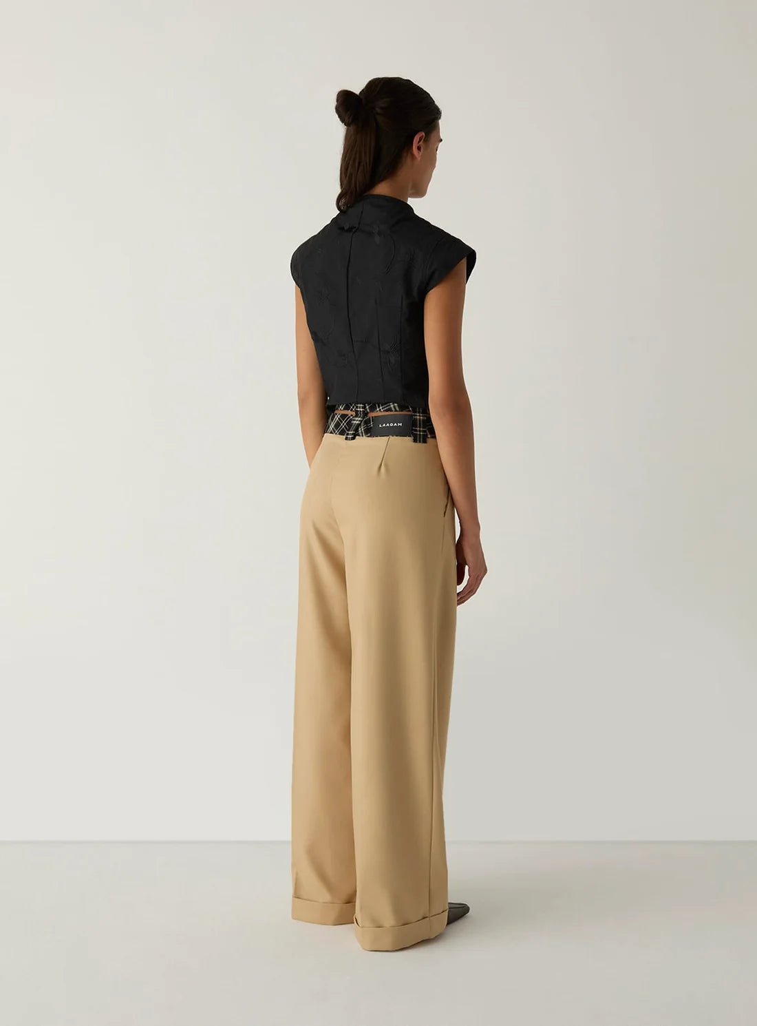 LAAGAM PANTS SMITH TAILORED SAND