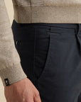 VANGUARD CHINO V35 RELAXED FIT SUEDE TOUCH COTTON SKY CAPTAIN