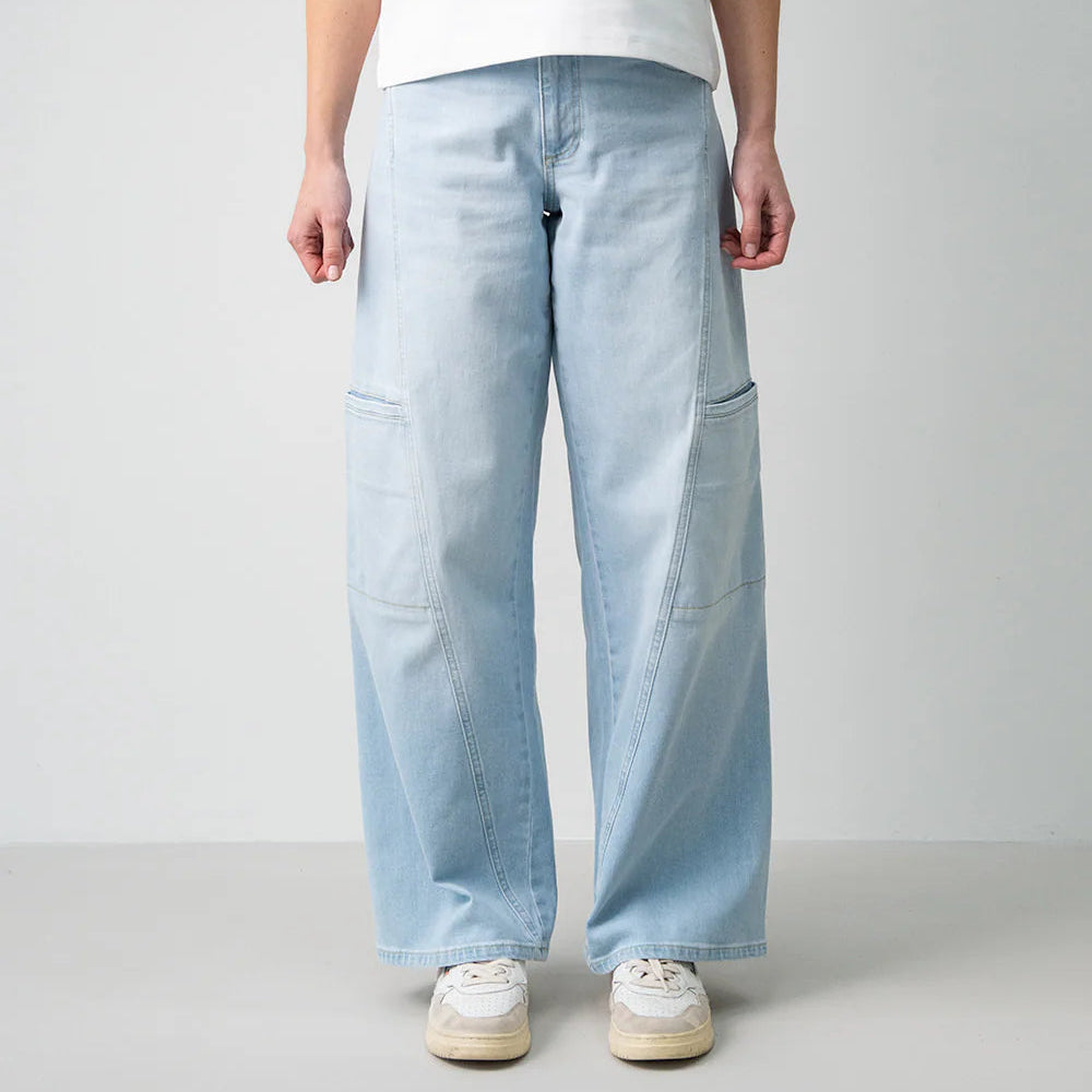 ETIQUETT ESSENTIALS JEANS LOLA DELICIOUS