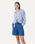 ANOTHER-LABEL SHORT MOORE PLEATED DENIM MID BLUE