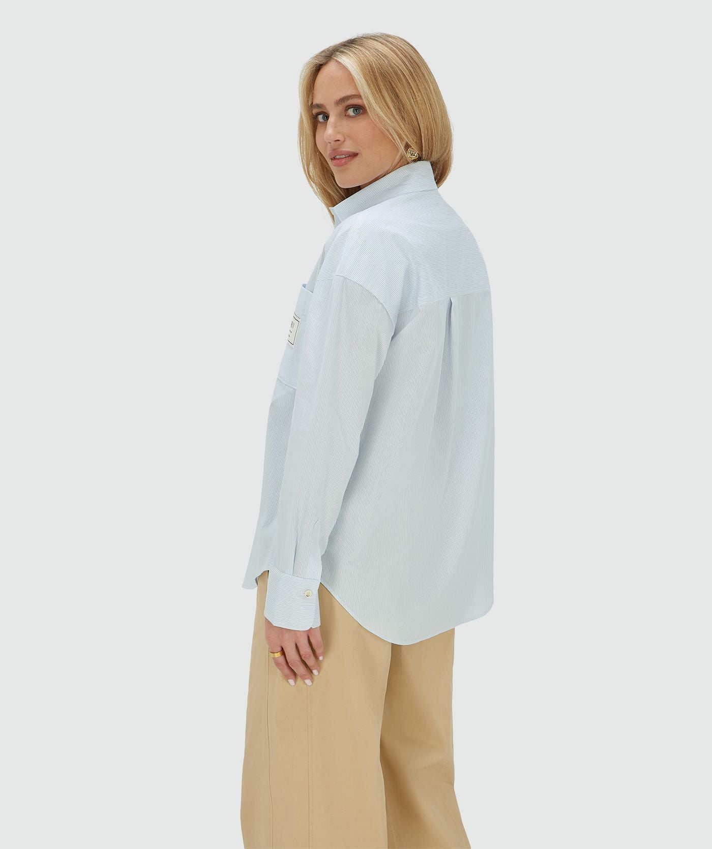 JOSH V BLOUSE NEVEAH OVERSIZED MET SJAALTJE FRESH BLUE STRIPE