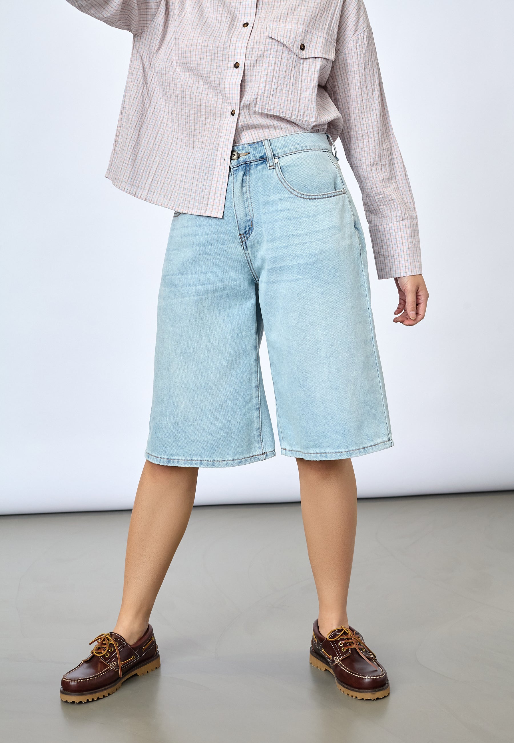 SISTERS POINT SHORT FABA-SHO L. BLUE DENIM