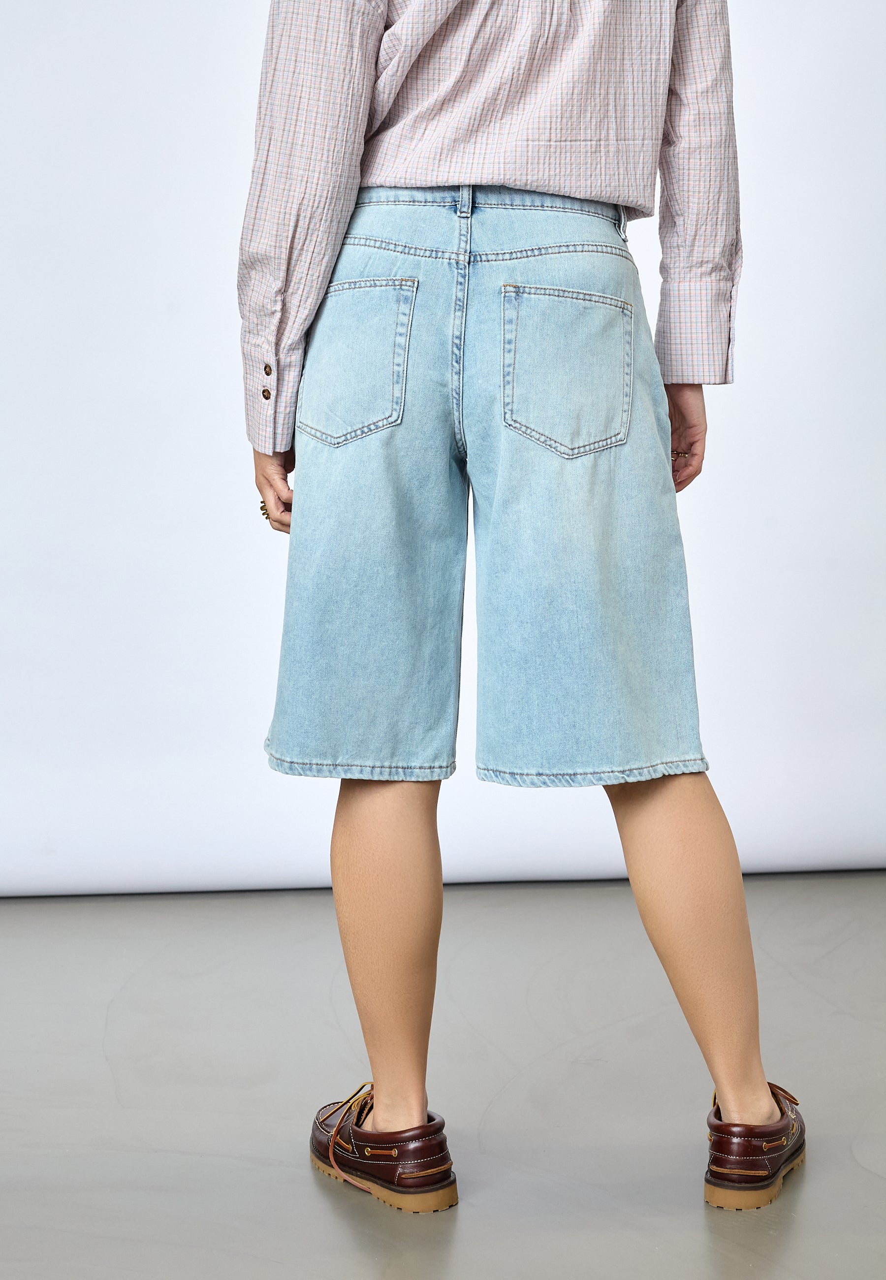 SISTERS POINT SHORT FABA-SHO L. BLUE DENIM